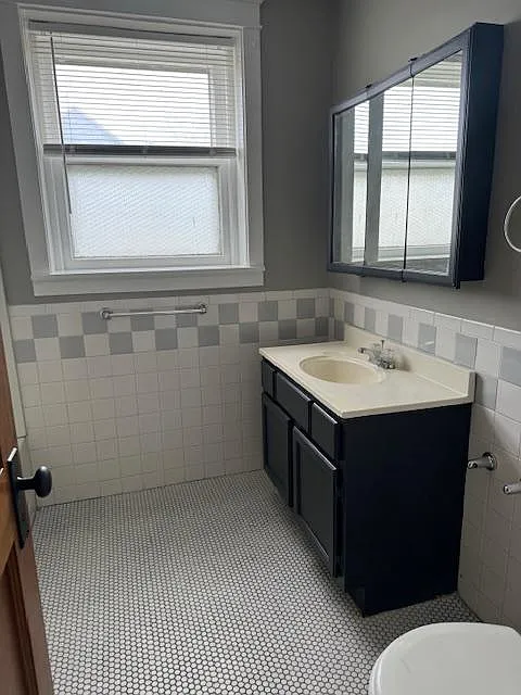 2 bed, 1000 sqft, $850 — Photo 4