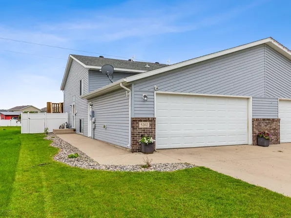 5202 48th Ave S, Fargo, ND 58104