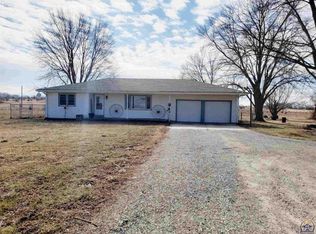 5727 94th St, Meriden, KS 66512