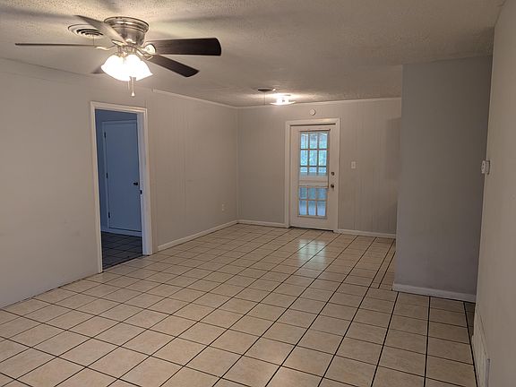 4th image of 6453 Julia Dr
