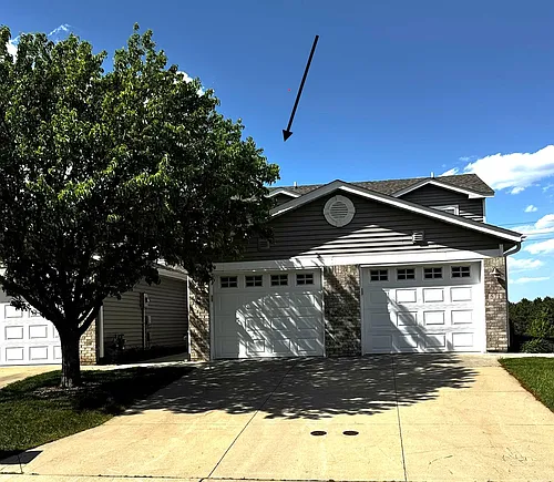 575 Pointe Ct SW Photo 1