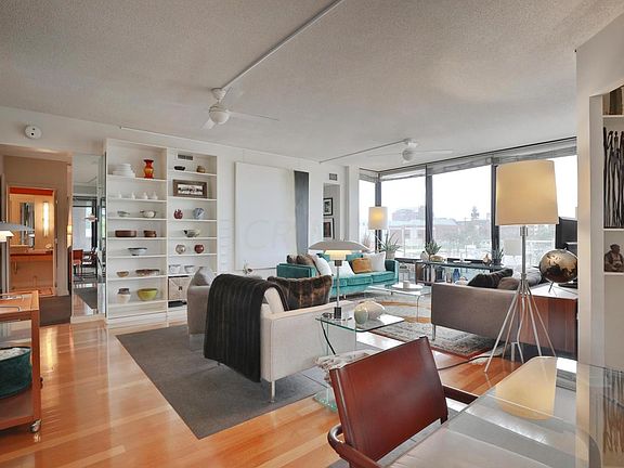 4th image of 155 W Main St APT 305