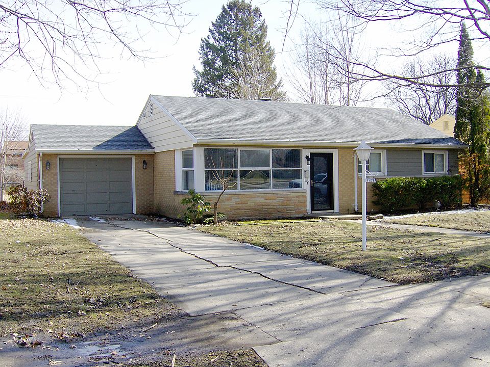 1st image of 1409 Rebecca Dr