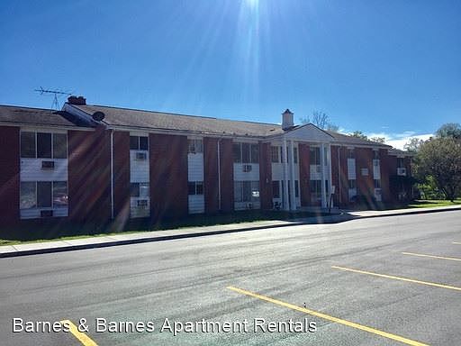 2nd image of 1563 S Congress St APT 23