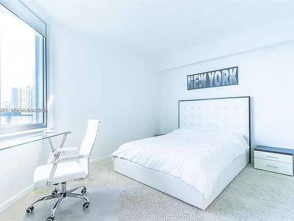 4th image of 325 S Biscayne Blvd APT 2221