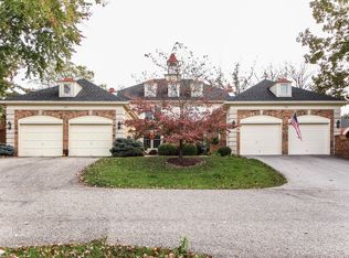 1102 Chamberlain Hill Rd, Louisville, KY 40207