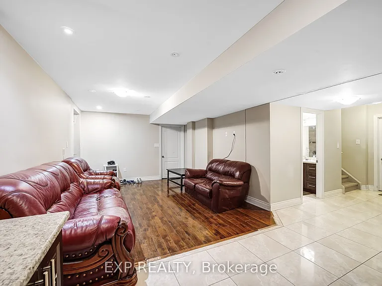 50 Marbleseed Cres #BASEMENT — Photo 5