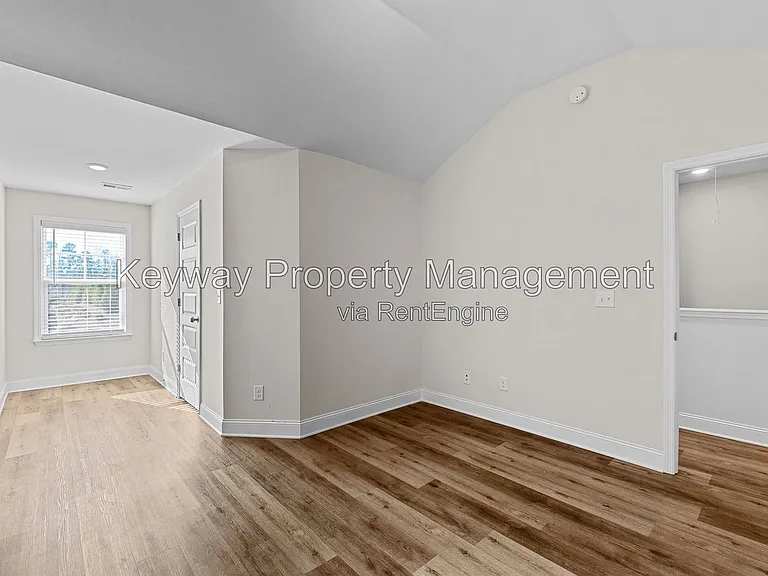 331 Sumac Trl — Photo 18