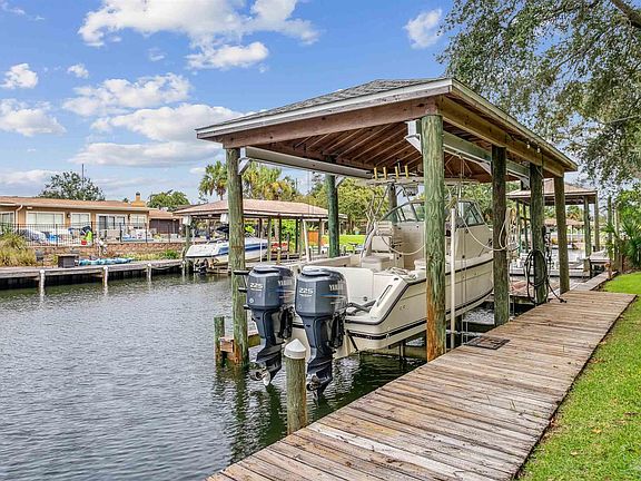 3rd image of 955 Gondolier Blvd