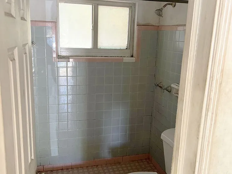 1044 NE 11th Ave — Photo 7