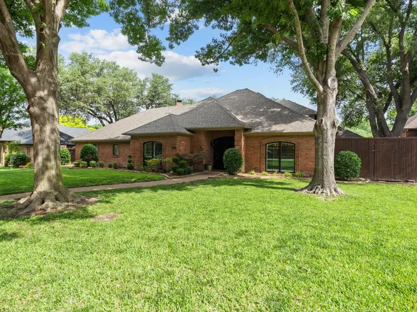 5815 Edinburgh St, Dallas, TX 75252
