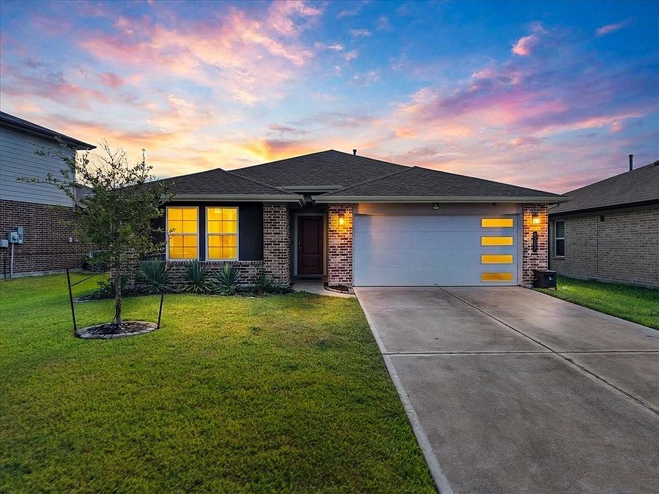 1st image of 8207 Sugar Cane Ln
