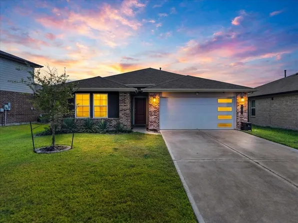 8207 Sugar Cane Ln, Rosharon, TX 77583