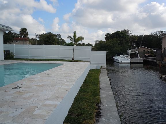 4th image of 4485 SW 25th Ter