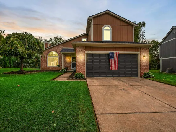 2719 Warrior Dr, Wixom, MI 48393