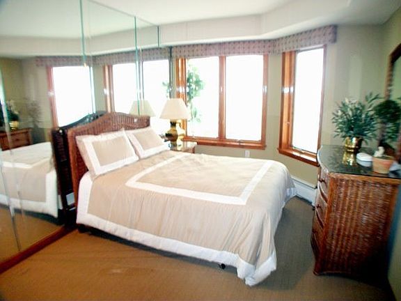 3rd image of 9400 Roberts Ave APT 107