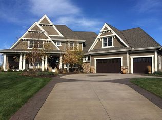 9714 Whistling Valley Rd, Lake Elmo, MN 55042