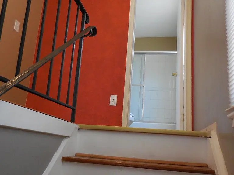 8314 Amity Cir — Photo 15