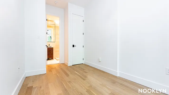 Rented by Nooklyn NYC LLC | media 40