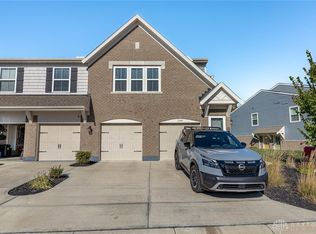 160 Old Pond Rd, Springboro, OH 45066