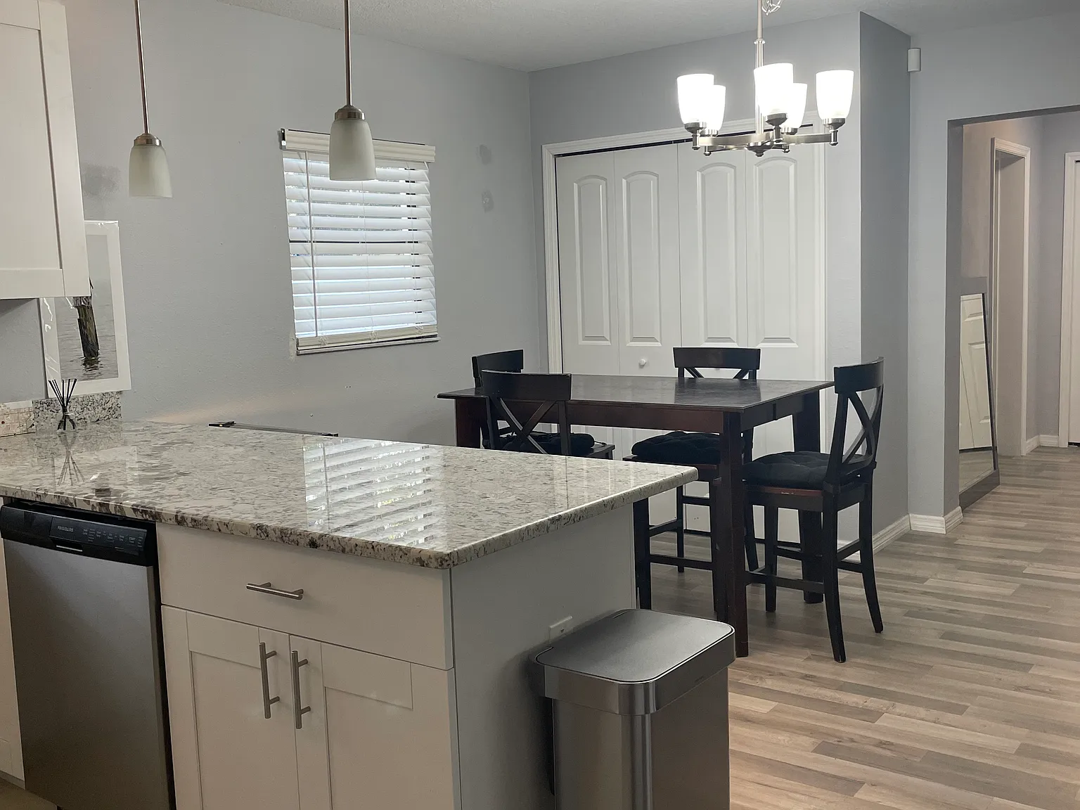 3 bed, 1308 sqft, $2,900 — Photo 3
