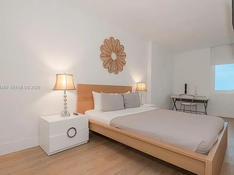 2301 Collins Ave #927 — Photo 3