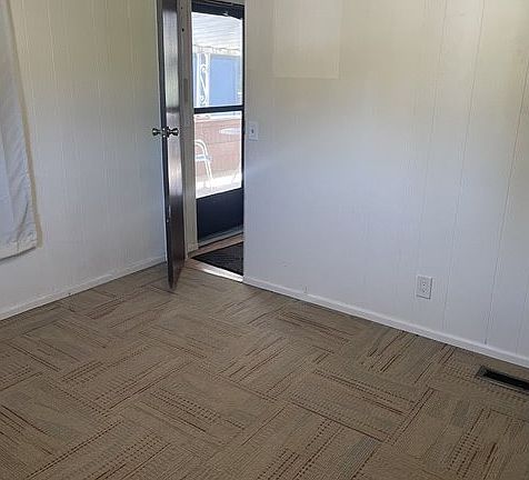 2nd image of 3900 Coburg Rd