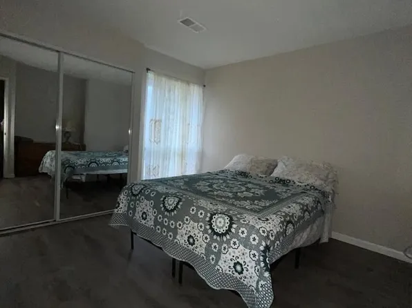 4450 Elan Pl, Annandale, VA 22003