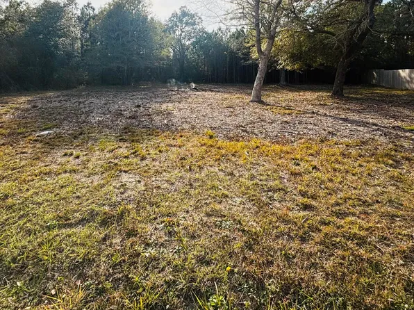 194 S Lady Mary Ave, Pass Christian, MS 39571