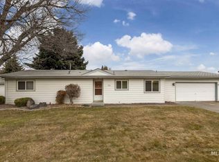 216 Pleasanton Dr, Nampa, ID 83686