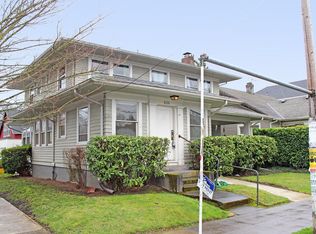 2444 SE Clinton St APT 2, Portland, OR 97202