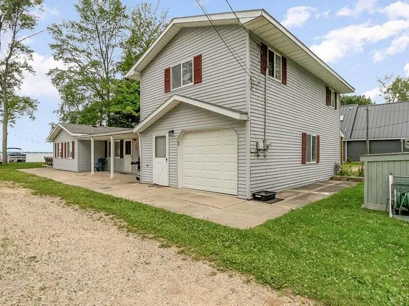 6407 E Houghton Lake Dr, Houghton Lake, MI 48629