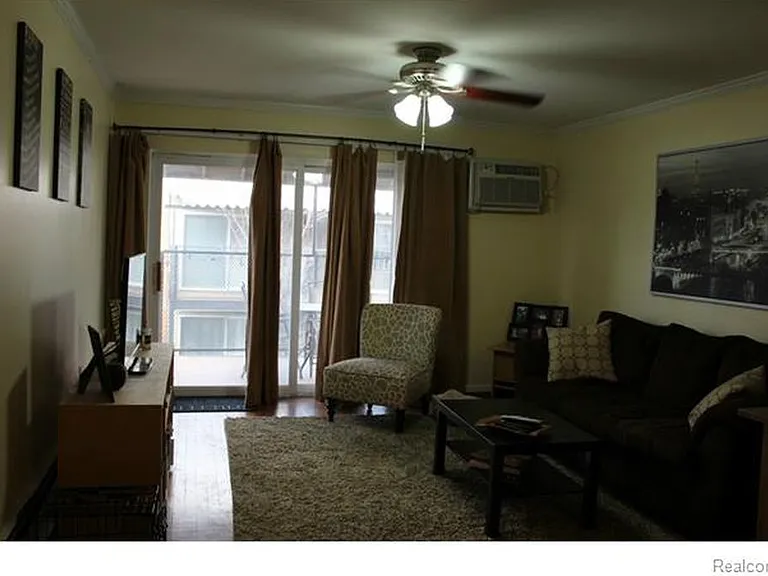 4645 Coolidge Hwy #14 — Photo 4