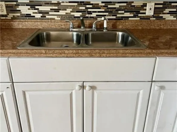 68 Baldwin St #3, Pawtucket, RI 02860