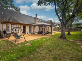 885 Oak Wood Ln, Collierville, TN 38017