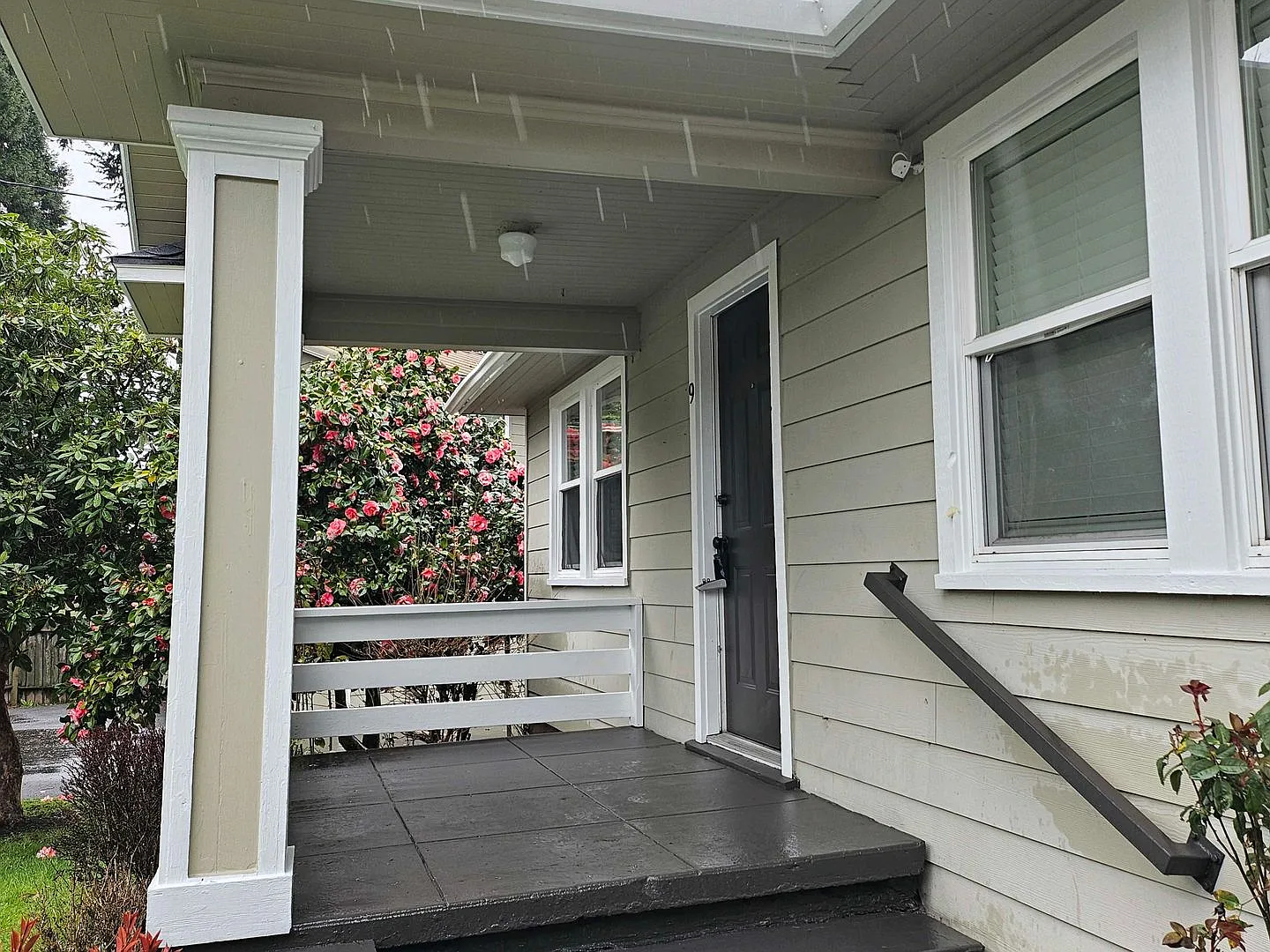 11380 Greenburg Apartments — Photo 4