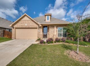 1004 Broken Wheel Trl, Aubrey, TX 76227