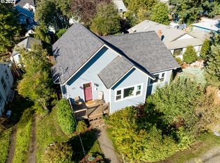 221 SE 88th Ave, Portland, OR 97216