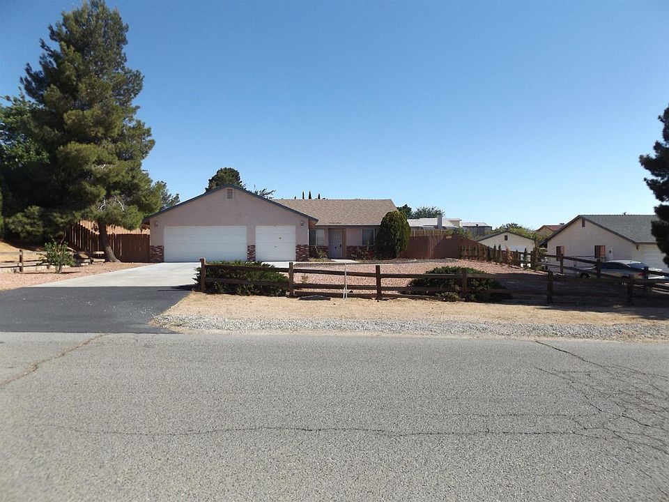 1st image of 16777 Kayuga St