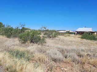 20236 E Yucca Dr, Mayer, AZ 86333