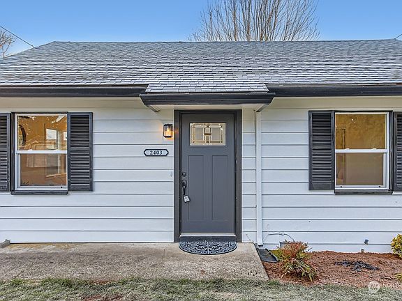 3rd image of 2403 W 31st Street