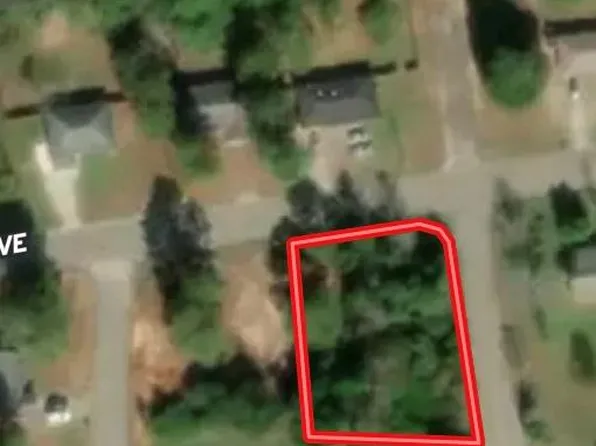 7 Amber Dr #G, Ozark, AL 36360