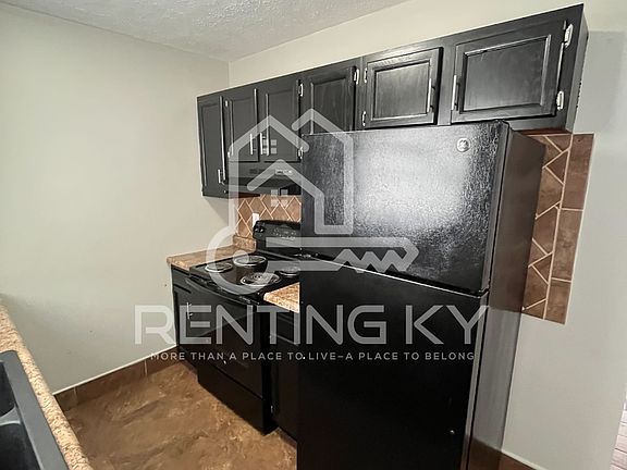 2nd image of 182 S Killarney Ln APT 1