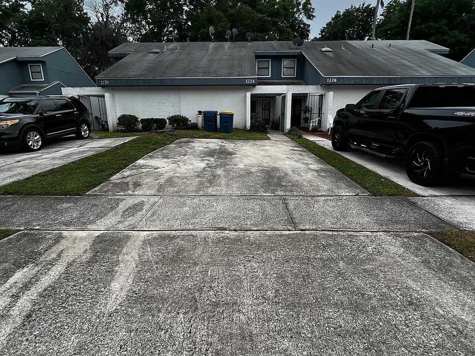 1st image of 1224 Bayshore Dr N