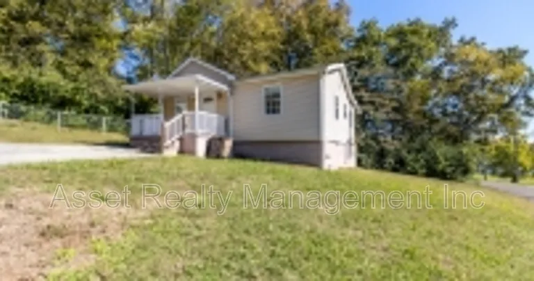 934 Ohio Ave — Photo 1