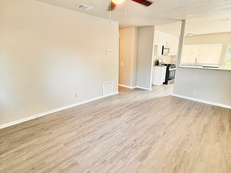 8535 Standing Rock St — Photo 5