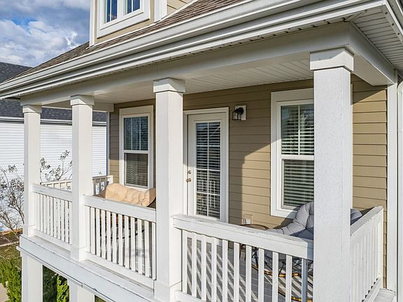 4th image of 2516 Napa Valley Way