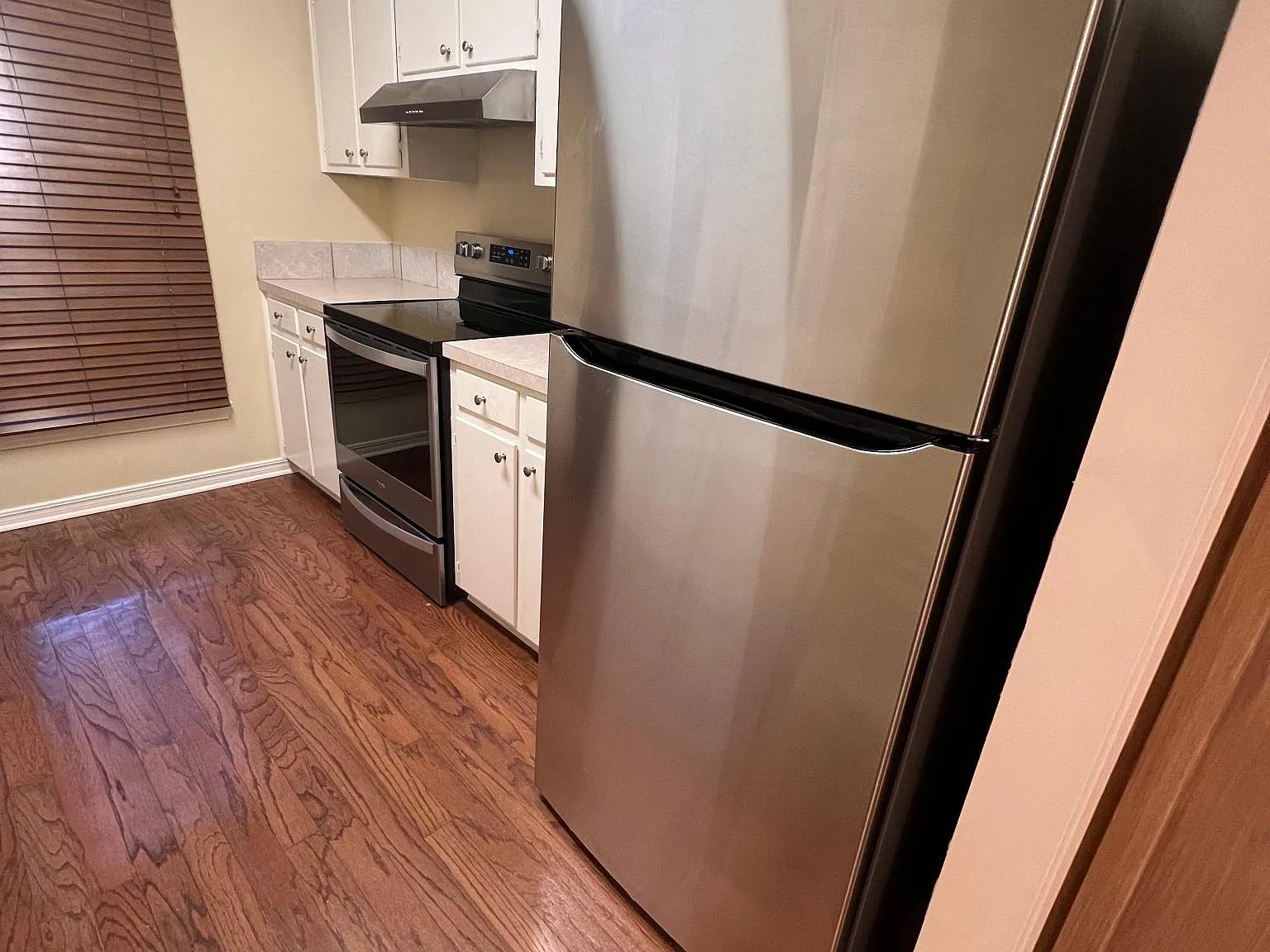 3900 Chauvin Ln — Photo 4