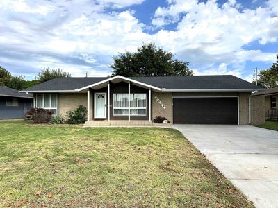 1506 Cherokee Rd, Great Bend, KS, 67530