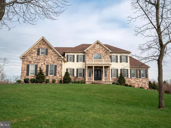 1036 Azlen Ln, Chalfont, PA 18914